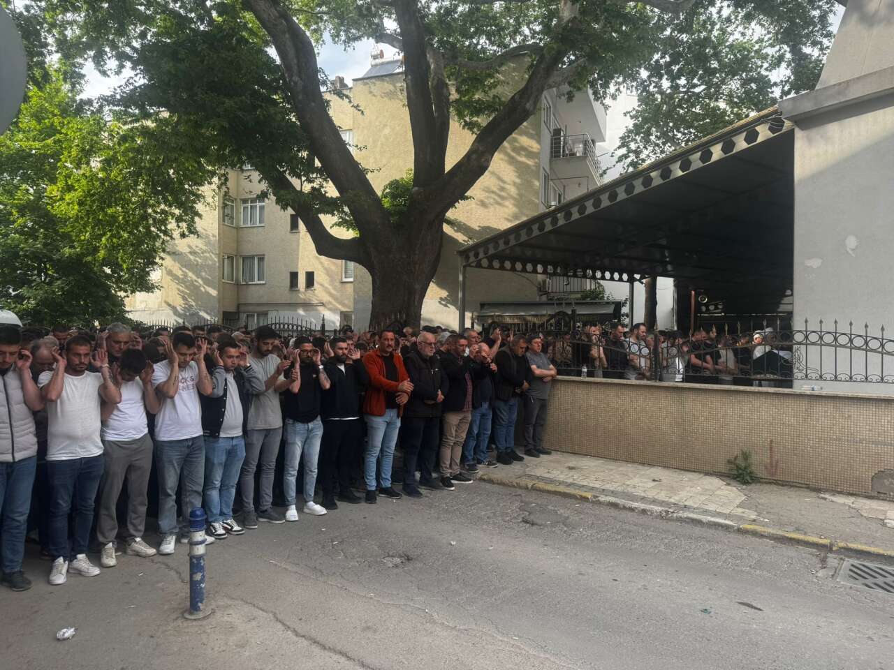 Sanayide yüksek sesli müzik cinayeti! Kaynakçı, çekiciyi pompalıyla öldürdü 7